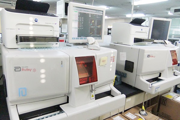 臨床検査技術部｜部門｜診療科・センター｜白十字病院｜社会医療